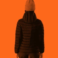 Arc'teryx Women's Cerium Hoody - Black -Brokedown Palace Shop Arcteryx AW22 CeriumHoody Black 04