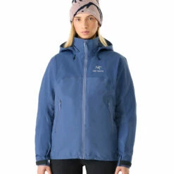 Arc'teryx Women's Beta AR Jacket - Moonlit -Brokedown Palace Shop Arcteryx AW22 WsBetaAR Moonlit 03