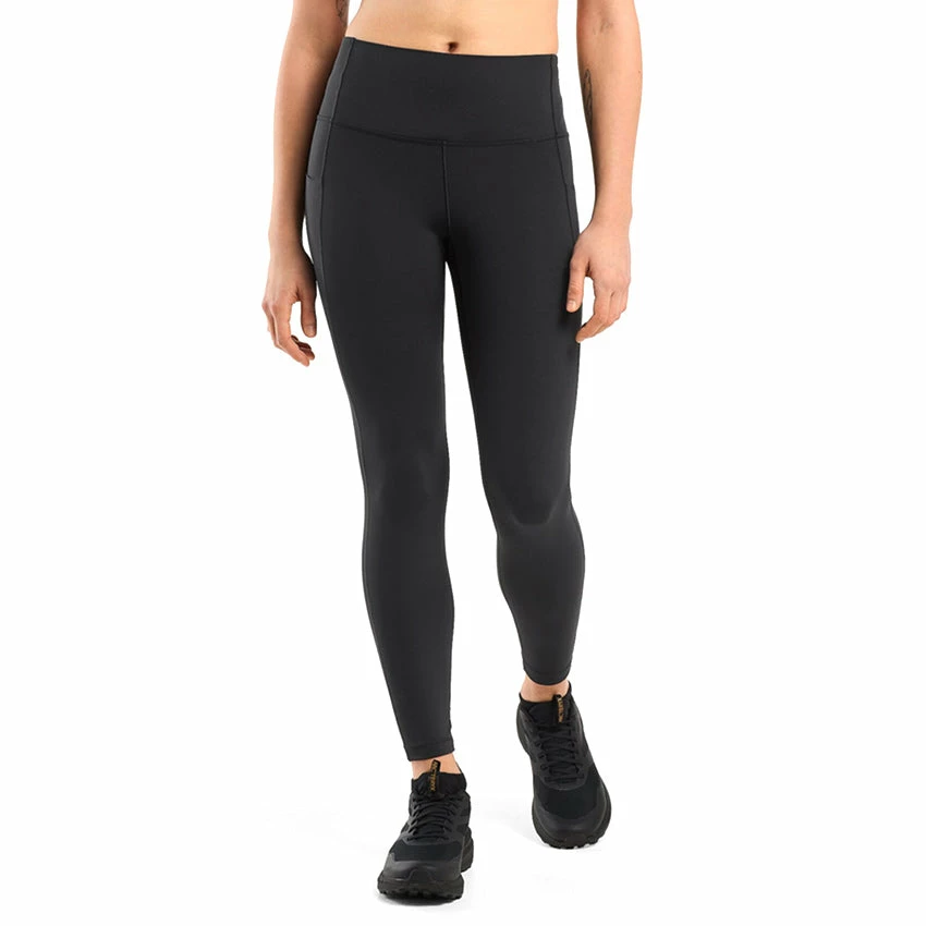Arc'teryx Women's Essent High-Rise Leggings 26" - Black 4 Arc'teryx Women's Essent High-Rise Leggings 26" - Black - Image 2