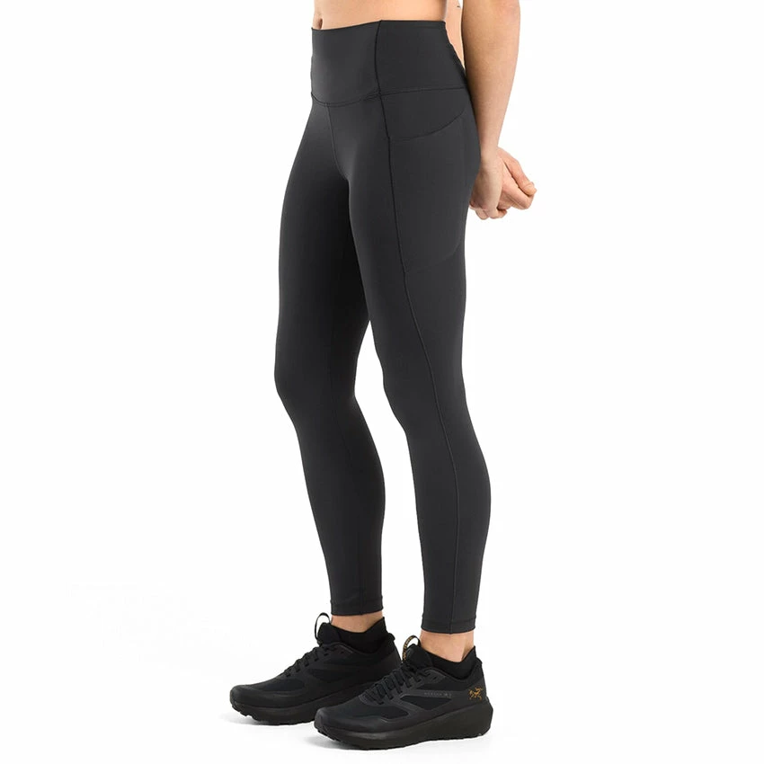 Arc'teryx Women's Essent High-Rise Leggings 26" - Black 5 Arc'teryx Women's Essent High-Rise Leggings 26" - Black - Image 3