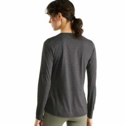 Arc'teryx Women's Taema Crew LS - Black Heather 10 Arc'teryx Women's Taema Crew LS - Black Heather -Brokedown Palace Shop Arcteryx SS23 TaemaCrewLS Black 04