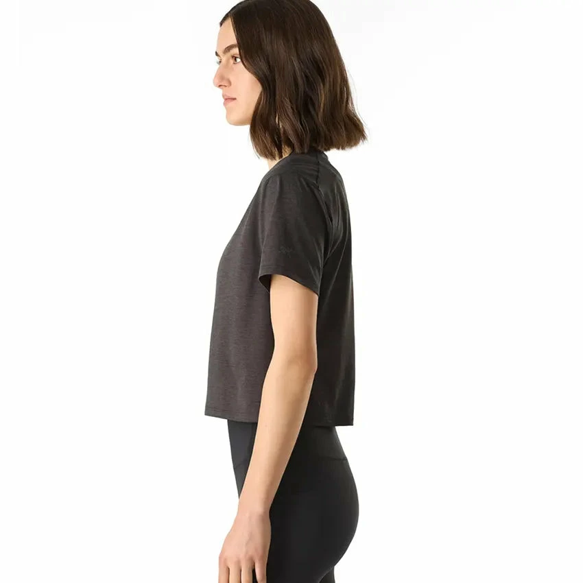 Arc'teryx Women's Taema Crop SS T-Shirt - Black 5 Arc'teryx Women's Taema Crop SS T-Shirt - Black - Image 3