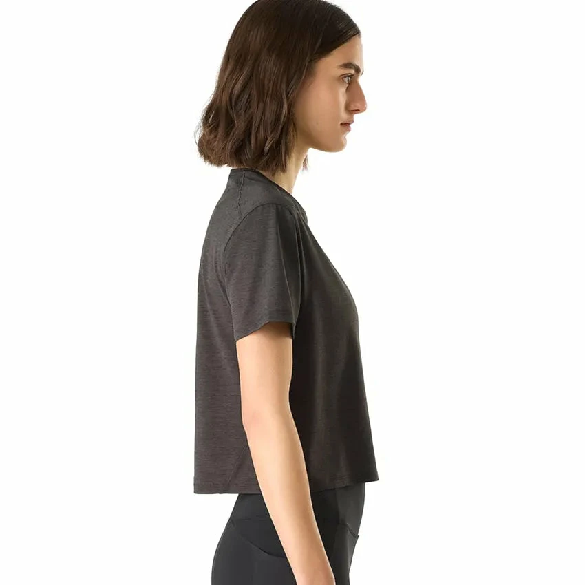 Arc'teryx Women's Taema Crop SS T-Shirt - Black 7 Arc'teryx Women's Taema Crop SS T-Shirt - Black - Image 5