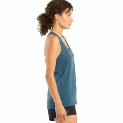Arc'teryx Women's Taema Tank - Serene Heather -Brokedown Palace Shop Arcteryx SS23 TaemaTank Serene 05