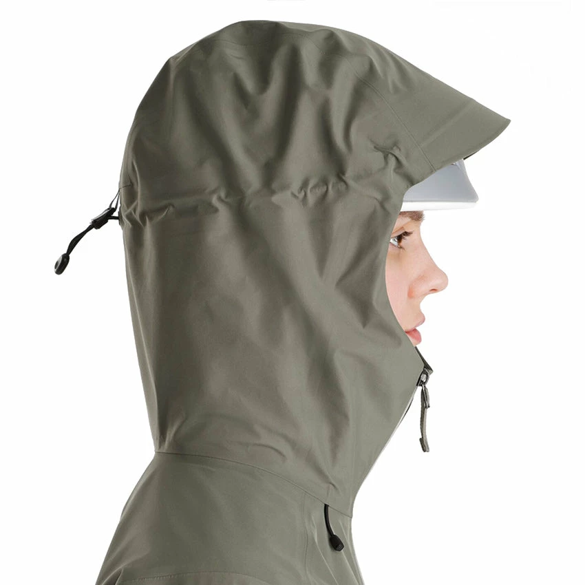 Arc'teryx Women's Beta LT Jacket - Forage 6 Arc'teryx Women's Beta LT Jacket - Forage - Image 4