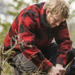 FJÄLLRÄVEN Canada Shirt - Red 15 FJÄLLRÄVEN Canada Shirt - Red -Brokedown Palace Shop CandaShirt prod 1 1c1ad0f9 a4e2 47bd 9b49 1bc8461b4511