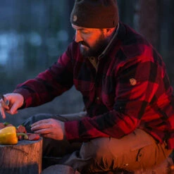 FJÄLLRÄVEN Canada Shirt - Red 17 FJÄLLRÄVEN Canada Shirt - Red -Brokedown Palace Shop CandaShirt prod 2 5181bad0 eac0 4f0b b24d 979fa5c4071e