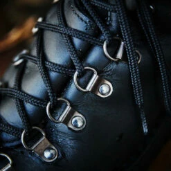 Danner Mountain Light - Black 14 Danner Mountain Light - Black -Brokedown Palace Shop Danner MountainLight Black 06