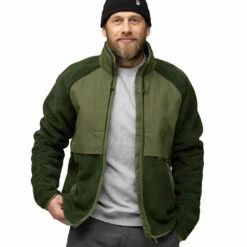 FJÄLLRÄVEN Men's Vardag Pile Jacket - Deep Forest / Laurel Green -Brokedown Palace Shop Fjallraven AW23 VardagPileJacket ForestLaurel 03