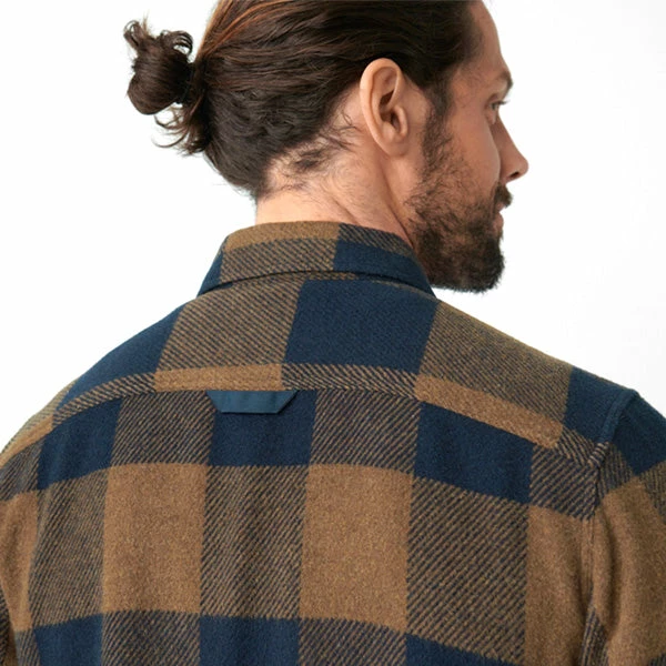 FJÄLLRÄVEN Canada Shirt - Chestnut & Dark Navy 6 FJÄLLRÄVEN Canada Shirt - Chestnut & Dark Navy - Image 4