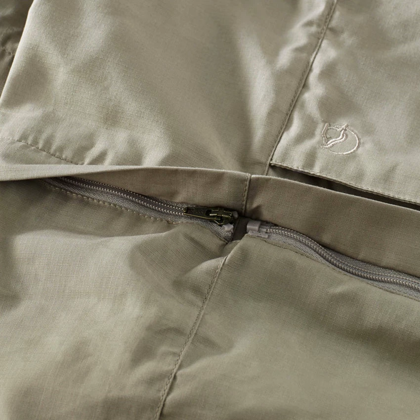 FJÄLLRÄVEN Men's High Coast Zip-Off Trousers - Sand Stone 6 FJÄLLRÄVEN Men's High Coast Zip-Off Trousers - Sand Stone - Image 4