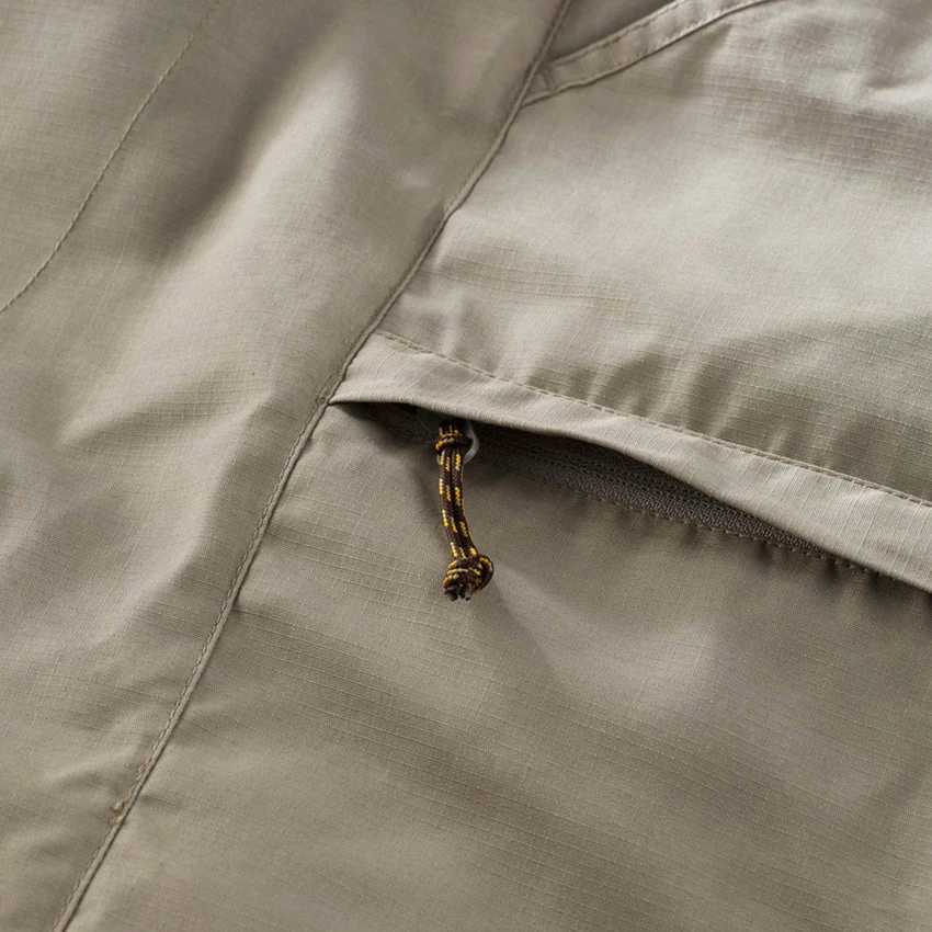 FJÄLLRÄVEN Men's High Coast Zip-Off Trousers - Sand Stone 7 FJÄLLRÄVEN Men's High Coast Zip-Off Trousers - Sand Stone - Image 5