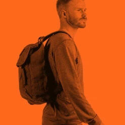 FJÄLLRÄVEN Foldsack No. 1 - Black -Brokedown Palace Shop Fjallraven SS23 FoldsackNo1 Black 02