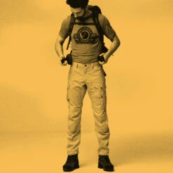 FJÄLLRÄVEN Men's Vidda Pro Lite Trousers - Reg - Indigo Blue 9 FJÄLLRÄVEN Men's Vidda Pro Lite Trousers - Reg - Indigo Blue -Brokedown Palace Shop Fjallraven SS23 ViddaProLiteTrousers DarkGrey 03 98c0a99d 2cee 4fa5 af20 4197a665beb7