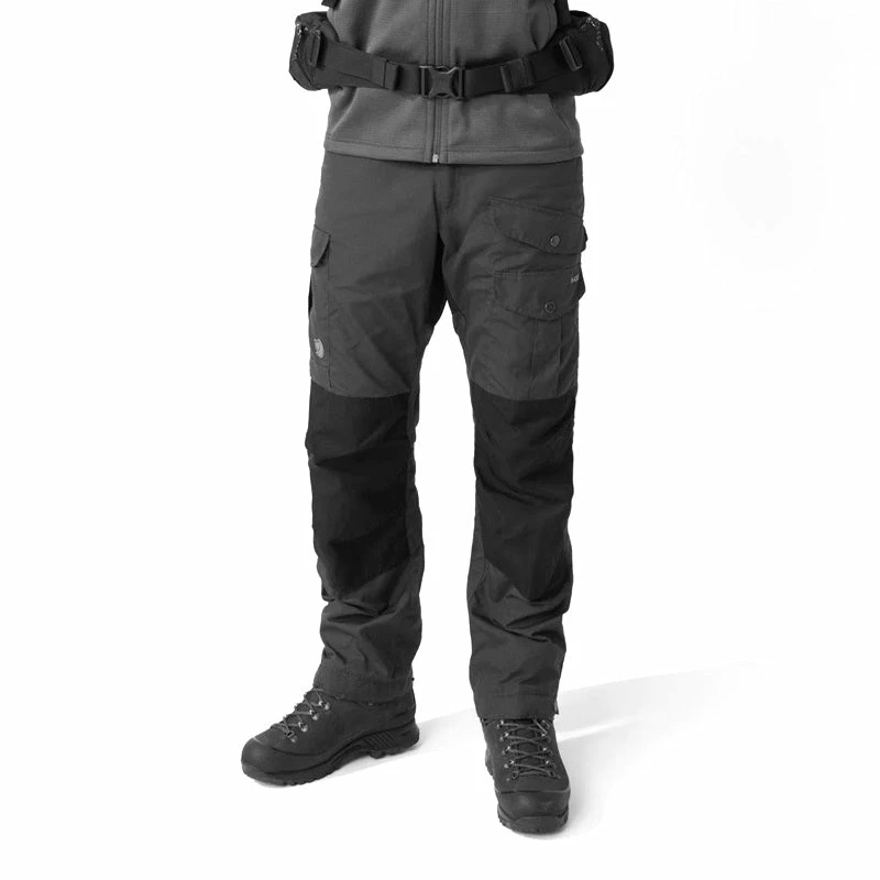 FJÄLLRÄVEN Men's Vidda Pro Trousers - Reg - Black/Black 4 FJÄLLRÄVEN Men's Vidda Pro Trousers - Reg - Black/Black - Image 2