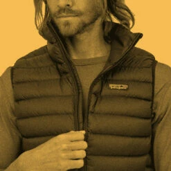 Patagonia Men's Down Sweater Vest - New Navy -Brokedown Palace Shop Patagonia AW22 MsDownSweaterVest Navy 04