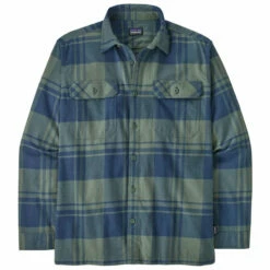 Patagonia Men's L/S Organic Cotton Fjord Flannel Shirt - Live Oak: Hemlock Green