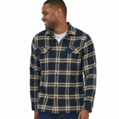 Patagonia Men's L/S Organic Cotton Fjord Flannel Shirt - North Line: New Navy 8 Patagonia Men's L/S Organic Cotton Fjord Flannel Shirt - North Line: New Navy -Brokedown Palace Shop Patagonia AW22 MsFjordFlannel NOLN 03