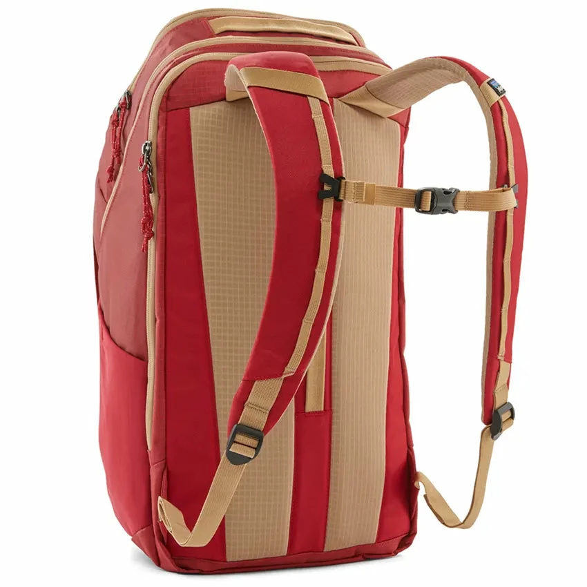 Patagonia Black Hole Pack 32L - Touring Red 5 Patagonia Black Hole Pack 32L - Touring Red - Image 3