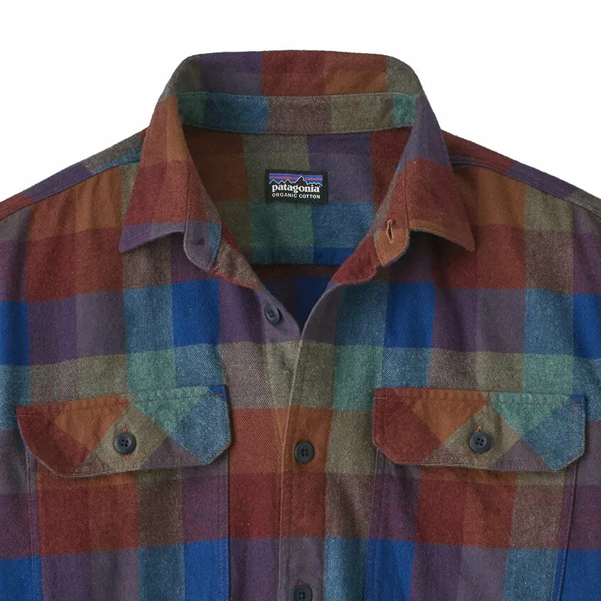Patagonia Men's L/S Organic Cotton Fjord Flannel Shirt - Guides: Superior Blue 4 Patagonia Men's L/S Organic Cotton Fjord Flannel Shirt - Guides: Superior Blue - Image 2