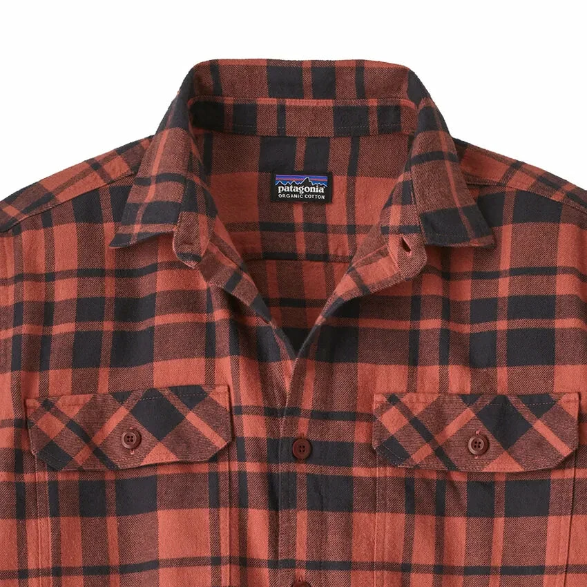 Patagonia Men's L/S Organic Cotton Fjord Flannel Shirt - Ice Caps: Burl Red 4 Patagonia Men's L/S Organic Cotton Fjord Flannel Shirt - Ice Caps: Burl Red - Image 2