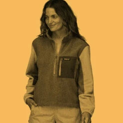 Patagonia Women's Microdini 1/2 Zip Pullover - Nouveau Green -Brokedown Palace Shop Patagonia AW23 WsMicrodini12Zip BLK 03 d872313a adf2 4eae bfa8 770cb0c96779