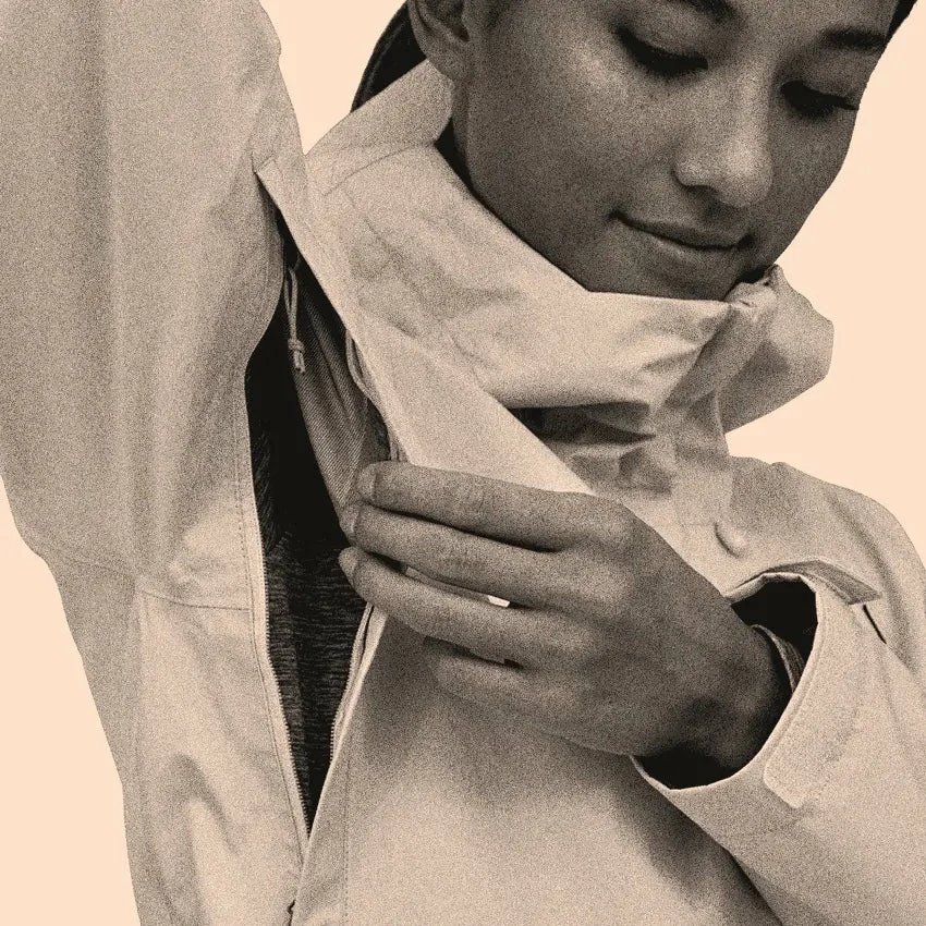 Patagonia Women's Torrentshell 3L Jacket - Nouveau Green 7 Patagonia Women's Torrentshell 3L Jacket - Nouveau Green - Image 5