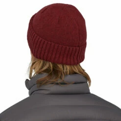 Patagonia Brodeo Beanie - Sequoia Red -Brokedown Palace Shop Patagonia BrodeoBeanie SequoiaRed 04