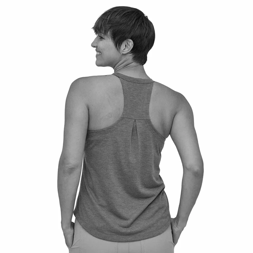 Patagonia Women's Capilene Cool Trail Tank - Classic Navy 5 Patagonia Women's Capilene Cool Trail Tank - Classic Navy - Image 3