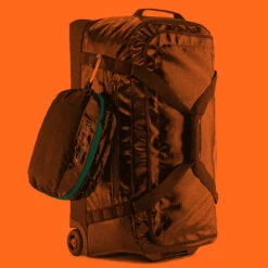 Patagonia Black Hole Cube Medium - Black 10 Patagonia Black Hole Cube Medium - Black -Brokedown Palace Shop Patagonia SS23 BlackHoleCubeMedium Black 02