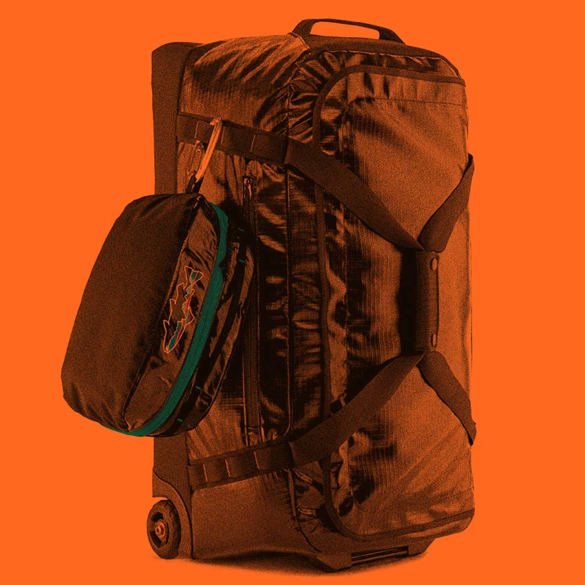 Patagonia Black Hole Cube Medium - Black 6 Patagonia Black Hole Cube Medium - Black - Image 4