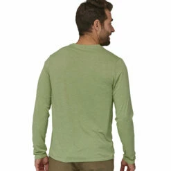 Patagonia Men's L/S Capilene Cool Daily Graphic Shirt - Line Logo Ridge Stripe: Salvia Green X-Dye 7 Patagonia Men's L/S Capilene Cool Daily Graphic Shirt - Line Logo Ridge Stripe: Salvia Green X-Dye -Brokedown Palace Shop Patagonia SS23 LSCapCoolGraphic LSGX 03
