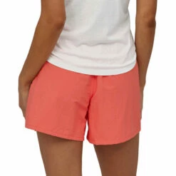 Patagonia Women's Baggies Shorts - 5" - Coral 9 Patagonia Women's Baggies Shorts - 5" - Coral -Brokedown Palace Shop Patagonia SS23 WsBaggies5 COR 03