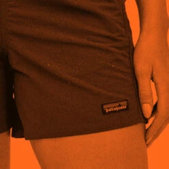 Patagonia Women's Baggies Shorts - 5" - Coral 11 Patagonia Women's Baggies Shorts - 5" - Coral -Brokedown Palace Shop Patagonia SS23 WsBaggies5 COR 05