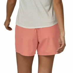Patagonia Women's Funhoggers Shorts - Sunfade Pink 9 Patagonia Women's Funhoggers Shorts - Sunfade Pink -Brokedown Palace Shop Patagonia SS23 WsFunhoggersShorts SFPI 03