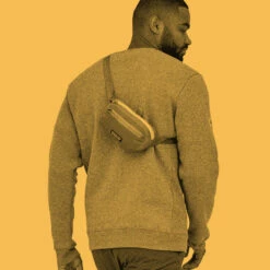 Patagonia Ultralight Black Hole Mini Hip Pack - Steam Blue 9 Patagonia Ultralight Black Hole Mini Hip Pack - Steam Blue -Brokedown Palace Shop Patagonia UltralightHipPack PWQO 03 e1254fac 6983 494d 928c e25adfc94021