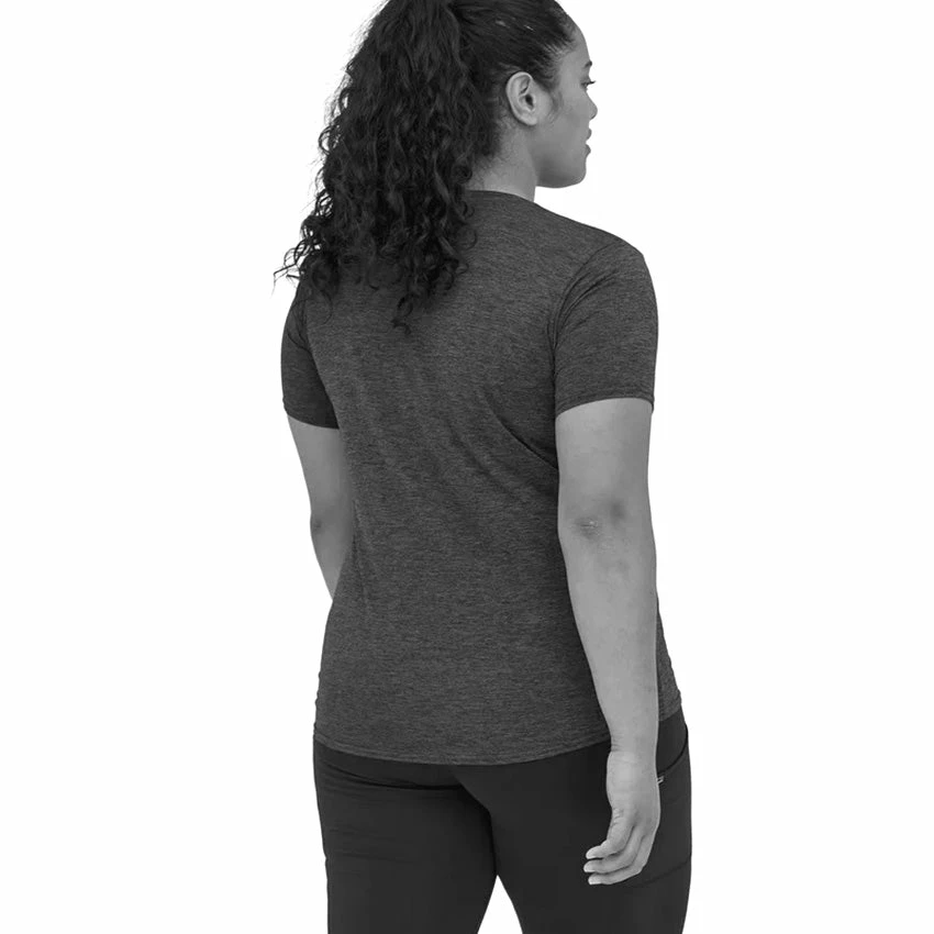 Patagonia Women's Capilene Cool Daily Shirt - Light Sedge Green X-Dye 5 Patagonia Women's Capilene Cool Daily Shirt - Light Sedge Green X-Dye - Image 3