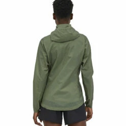 Patagonia Women's Houdini Jacket - Sedge Green 11 Patagonia Women's Houdini Jacket - Sedge Green -Brokedown Palace Shop Patagonia WsHoudiniJacket SedgeGreen 05