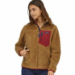 Patagonia Women's Classic Retro-X Jacket - Nest Brown W/Wax Red -Brokedown Palace Shop Patagonia WsRetroXFleece NestBrownWaxRed 04