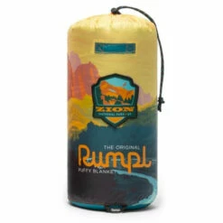 Rumpl Original Puffy Blanket - Zion National Park -Brokedown Palace Shop Rumpl OriginalBlanket ZionNationalPark 04