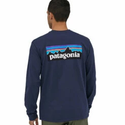 Patagonia Men's Long Sleeved P-6 Logo Responsibili-Tee - Classic Navy -Brokedown Palace Shop SS23 Patagonia LSP6ResponsibiliTee CNY 02
