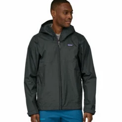Patagonia Men's Torrentshell 3L Jacket - Black -Brokedown Palace Shop SS23 Patagonia MsTorrentshellJacket BLK 04