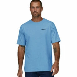 Patagonia Men's P-6 Logo Responsibili-Tee - Lago Blue 10 Patagonia Men's P-6 Logo Responsibili-Tee - Lago Blue -Brokedown Palace Shop SS23 Patagonia P6Tee LAGB 04