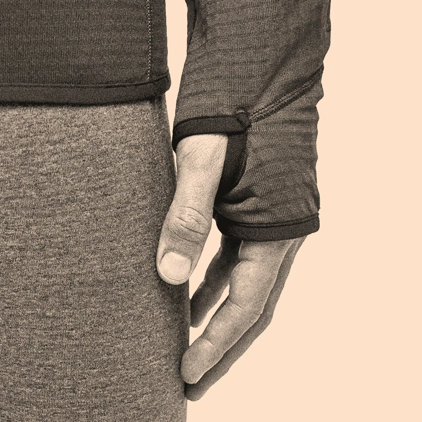 Patagonia Men's R1 Pullover Hoody - Wavy Blue 6 Patagonia Men's R1 Pullover Hoody - Wavy Blue - Image 4