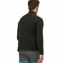 Patagonia Men's R1 Air Zip Neck - Black -Brokedown Palace Shop SS23 Patagonia R1ZipNeck BLK 05