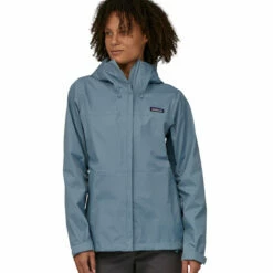 Patagonia Women's Torrentshell 3L Jacket - Light Plume Grey 9 Patagonia Women's Torrentshell 3L Jacket - Light Plume Grey -Brokedown Palace Shop SS23 Patagonia WsTorrentshell3LJacket LTPG 03