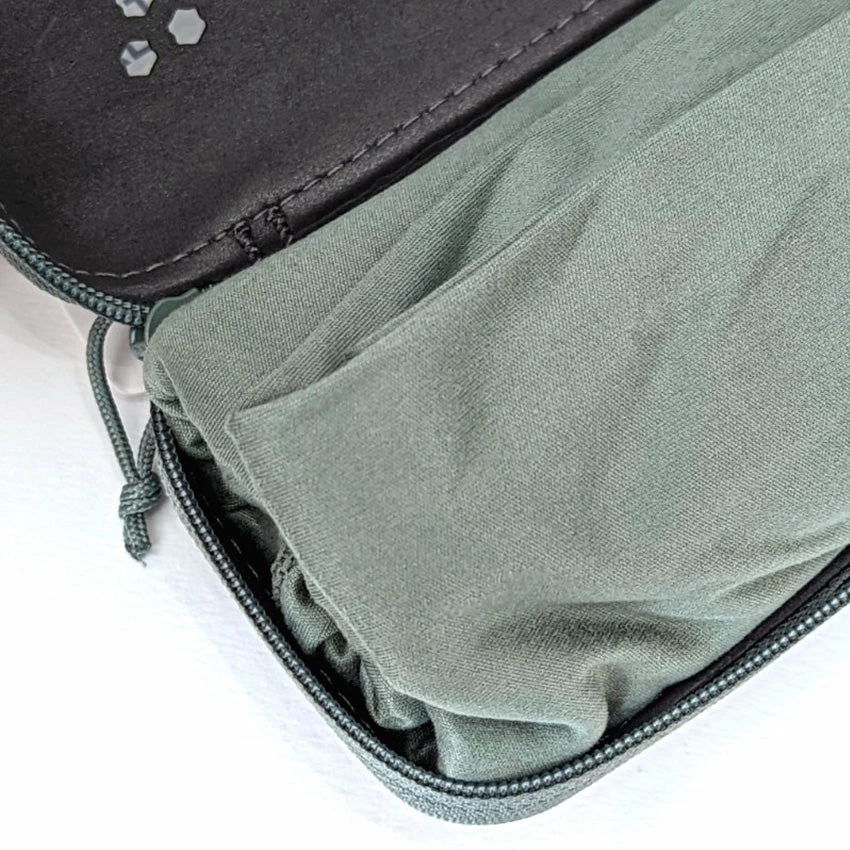 Sea To Summit Pocket Towel - Medium - Sage 5 Sea To Summit Pocket Towel - Medium - Sage - Image 3