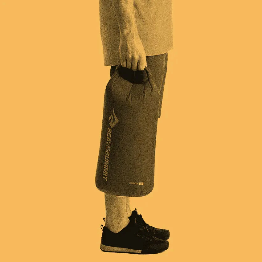 Sea To Summit Lightweight Dry Bag - 20 Litre - Beluga 4 Sea To Summit Lightweight Dry Bag - 20 Litre - Beluga - Image 2