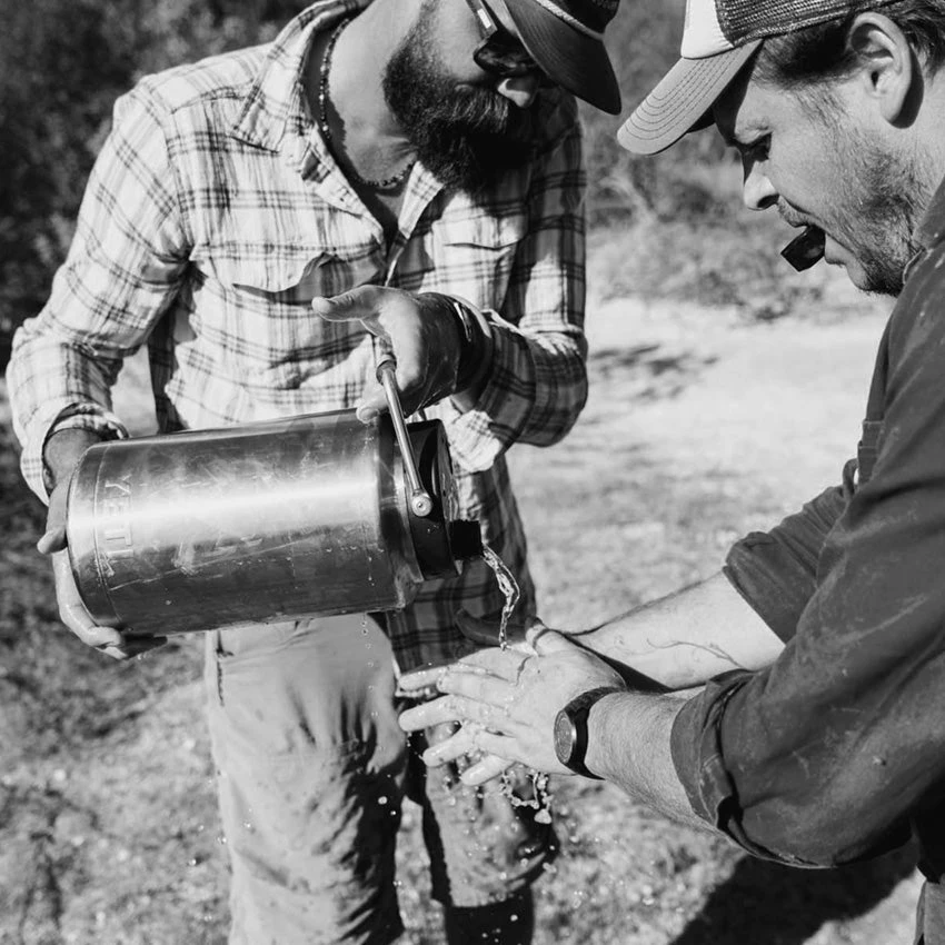 Yeti Rambler One Gallon Jug - Black 6 Yeti Rambler One Gallon Jug - Black - Image 4